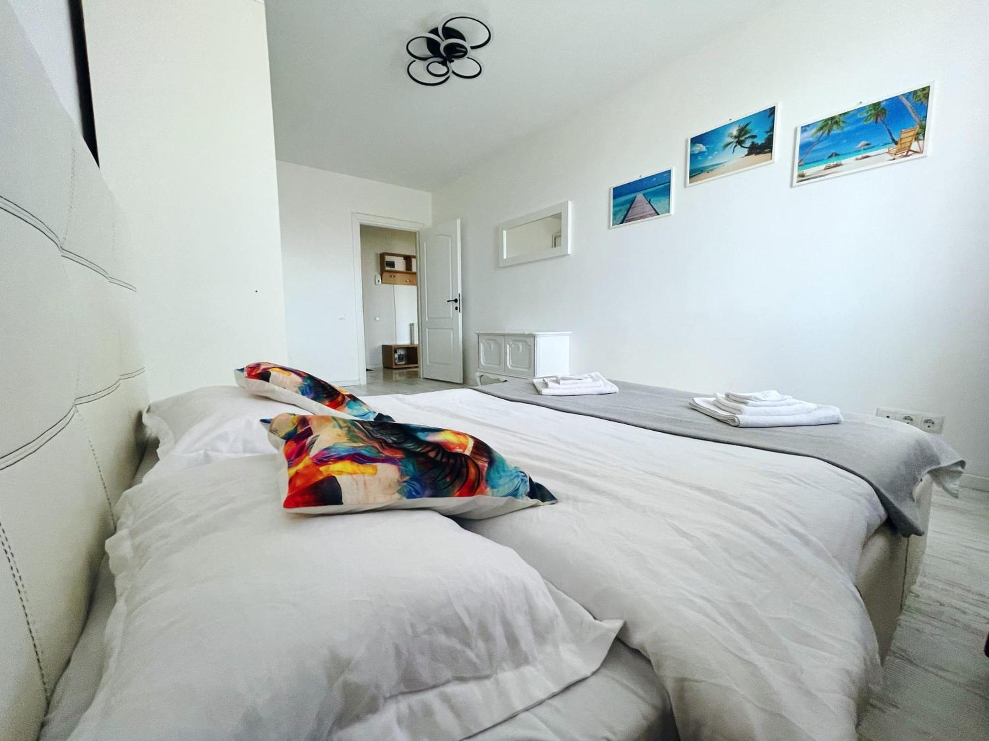 Yamalux Apartments - Ploiesti 33 Kaloşvar Dış mekan fotoğraf